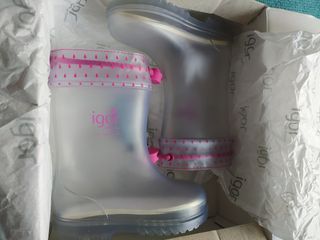 Botas de agua IGOR transparentes talla 25 de segunda mano por 10 EUR en  Ranon en WALLAPOP