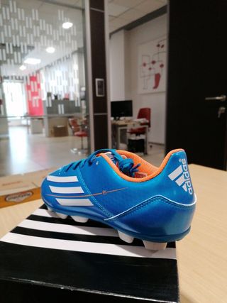 Las botas de fútbol más cómodas del mercado 2021 - Blogs - Fútbol Emotion