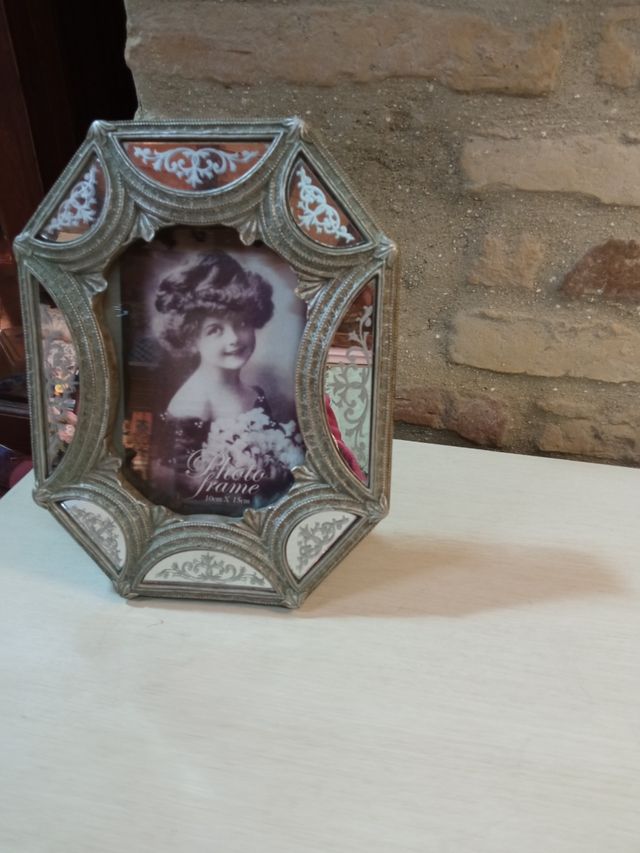 CORNICE PER FOTO NUOVA DI ZECCA