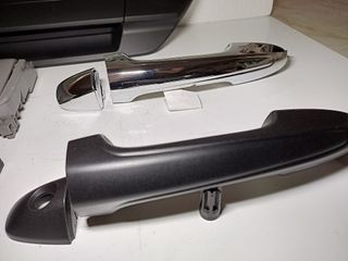 TOYOTA HILUX KN 2000-2020**MANETAS PUERTAS