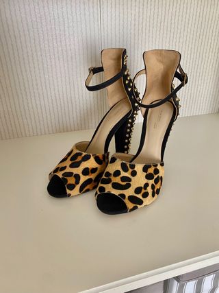 Tacones de Zara para mujer | FASHIOLA.es
