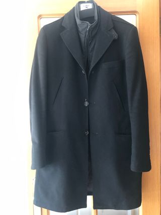 Abrigo Roberto Verino de segunda mano por 100 EUR en Ourense en WALLAPOP