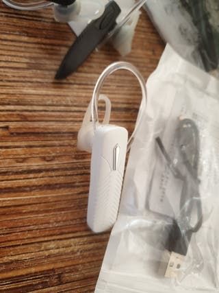 Pinganillo Mini Auriculares Bluetooth 5.3 M20