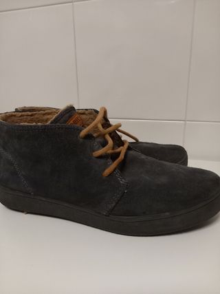 Botines Pompeii 37 de segunda mano por 8 EUR en A Coruña en WALLAPOP