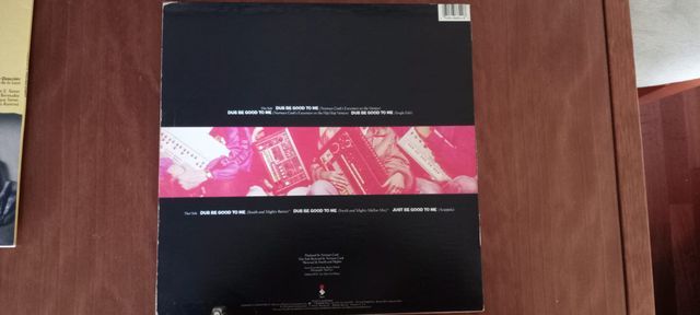 Disco Vinilo LP Beats International.