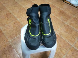 Zapatillas invierno shimano carretera talla 47 de segunda mano por 60 EUR  en Ontígola en WALLAPOP