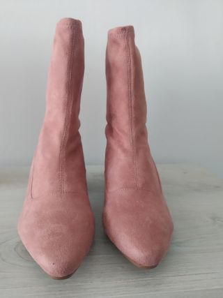 Botín calcetín rosa empolvado T 40 de segunda mano por 15 EUR en Mataró en  WALLAPOP