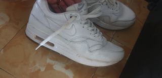 Nike airmax piel serpiente de segunda mano por 25 EUR en Girona en WALLAPOP