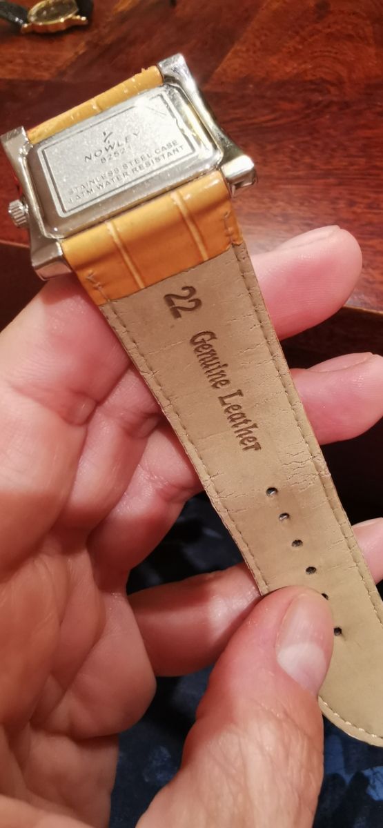 Reloj Nowley señora esfera cuadrada