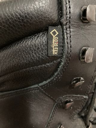 Botas militares “Fal Seguridad Gore-Tex” de segunda mano por 40 EUR en  Valencia en WALLAPOP