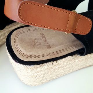Sandalias Blogger n°40 de segunda mano por 25 EUR en Torrelavega en WALLAPOP