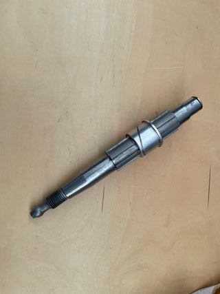 EJE DE SALIDA ORIGINAL BMW (NOS) BMW R25 R26 R27