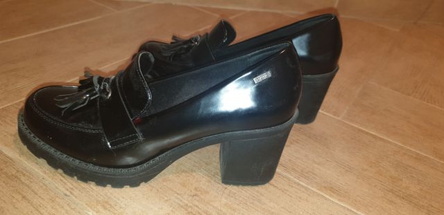 zapatos mustang negros