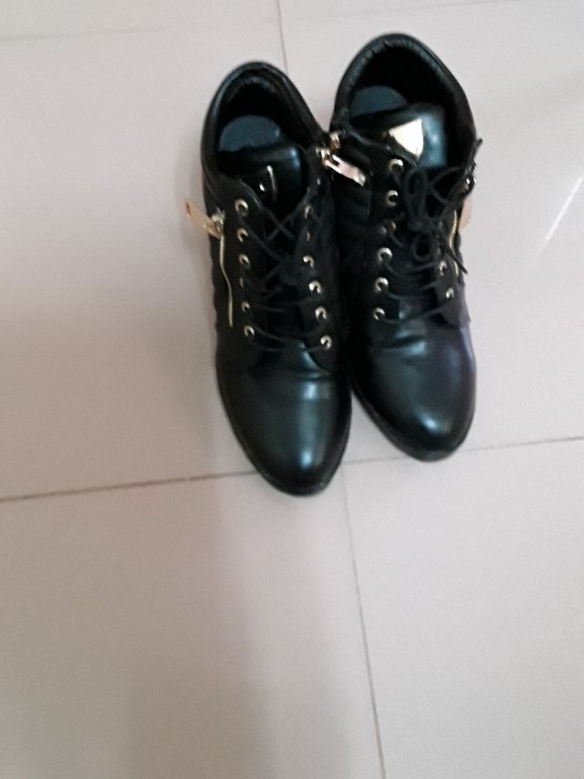 botines nuevos de mujer número número 40