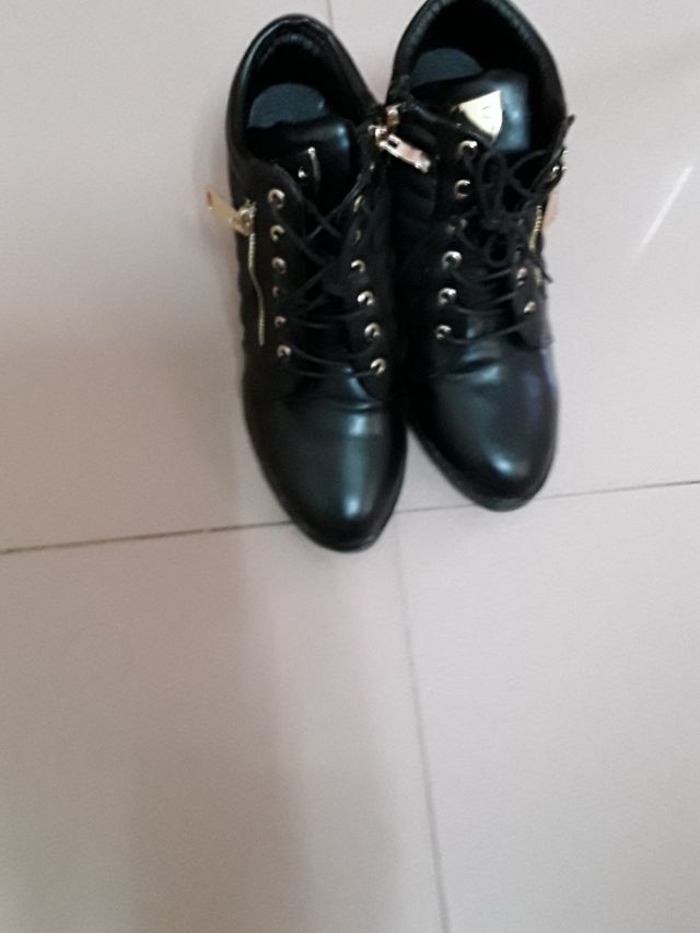 botines nuevos de mujer número número 40