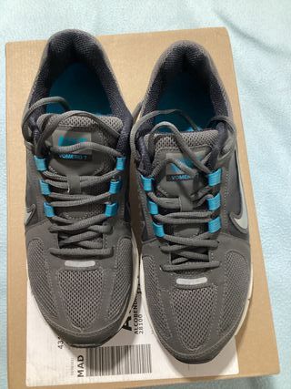 Zapatillas Nike Vomero 7 vintage HOY 85€ de segunda mano por 85 EUR en  Alcobendas en WALLAPOP