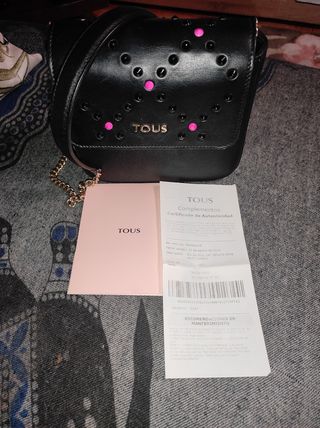 Bolso fiesta Tous piel de segunda mano por 50 EUR en Vigo en WALLAPOP