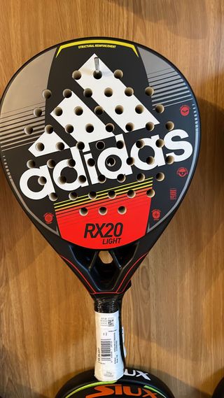 Pala Adidas Rx20 Light de segunda mano por 79 EUR en Sevilla en WALLAPOP