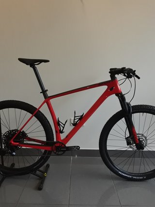 BICICLETA SCOTT SCALE 940 RED 12VEL – 2022 – Nitro Bikes