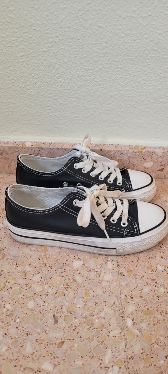 Zapatillas de tela negras