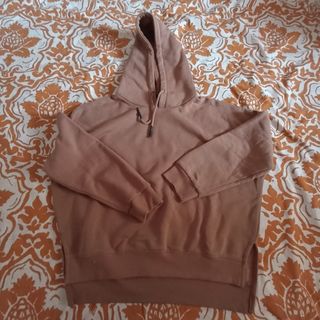 Sudadera marrón Primark de segunda mano por 5 EUR en Tarragona en WALLAPOP