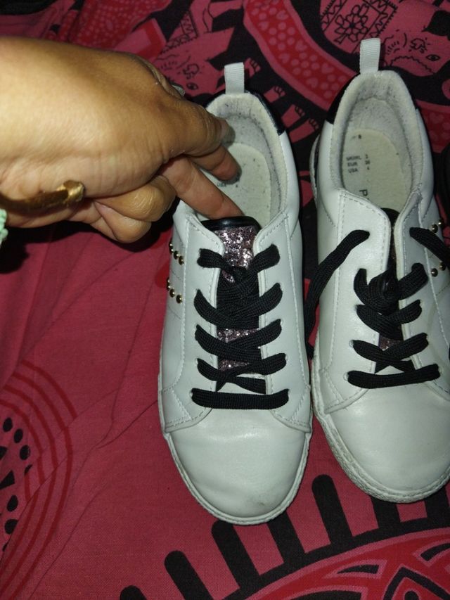 LOTE 2 ZAPATILLAS N36