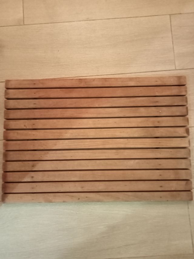 Alfombra madera baño