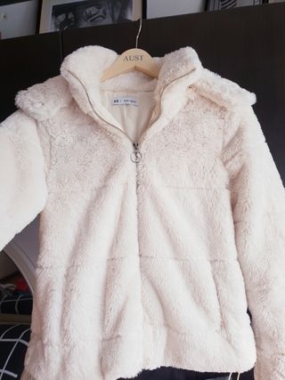 Chaqueta pelo Easy Wear de segunda mano por 10 EUR en Bilbao en WALLAPOP