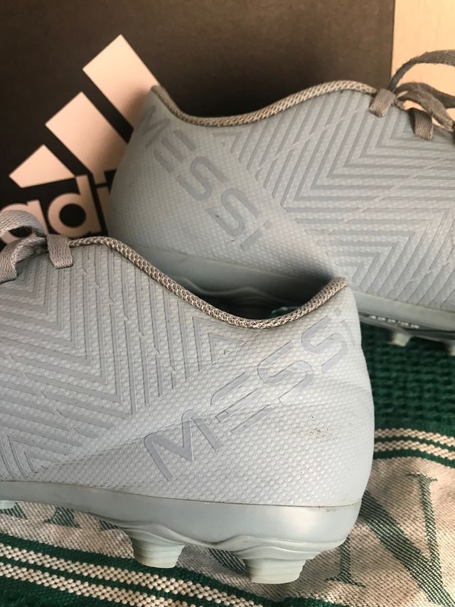Botas de fútbol Nemeziz Messi Adidas