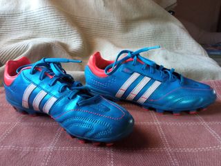Botas fútbol, Adidas 11pro, n. 38, 24 cm. de segunda mano por 15 EUR en  Puente Genave en WALLAPOP