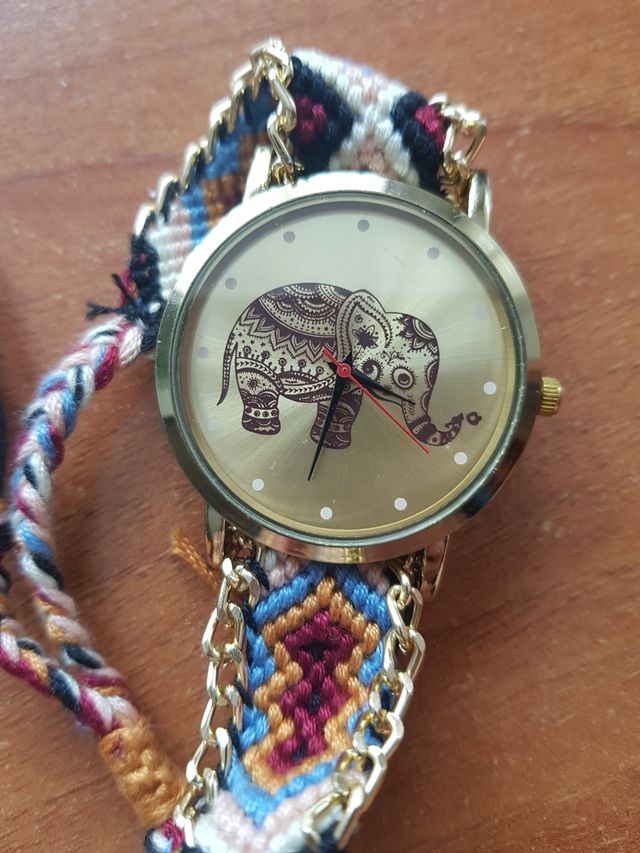 reloj elefante étnico 