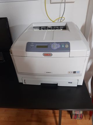 Impresora oki c801. A3-A4 Laser-color de segunda mano por 180 EUR en  Granada en WALLAPOP