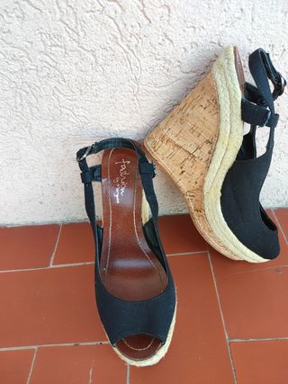 SANDALIA TACÓN CUÑA CORCHO\\/ESPARTO DE MARYPAZ de segunda mano por 20,99  EUR en Algete en WALLAPOP
