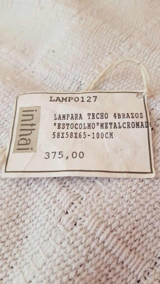 Lámpara techo marca Inthai modelo Estocolmo