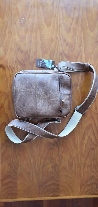 Bandolera Hombre el Potro de segunda mano por 40 EUR en Vigo en WALLAPOP