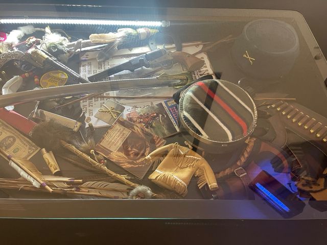 Mesa Maciza, con 4 sillas