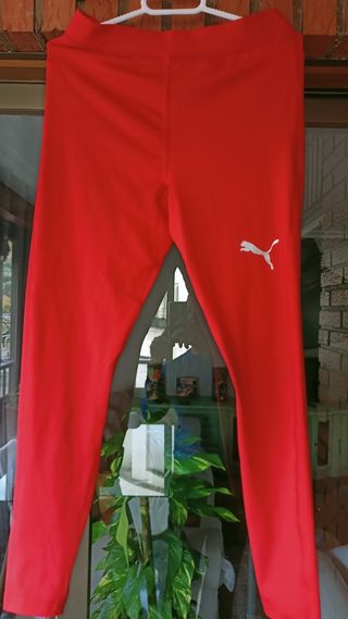 Mallas hombre largas Puma de segunda mano por 15 EUR en Alicante en WALLAPOP