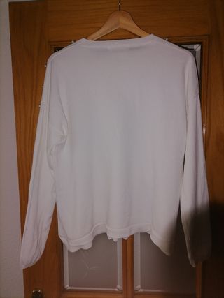 Jersey blanco con perlas, talla xl, sfera de segunda mano por 5 EUR en  Coslada en WALLAPOP