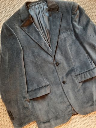 Chaqueta hombre Easy Wear de segunda mano por 45 EUR en Oviedo en WALLAPOP