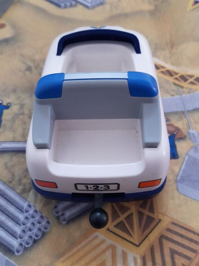Coche policía Playmobil