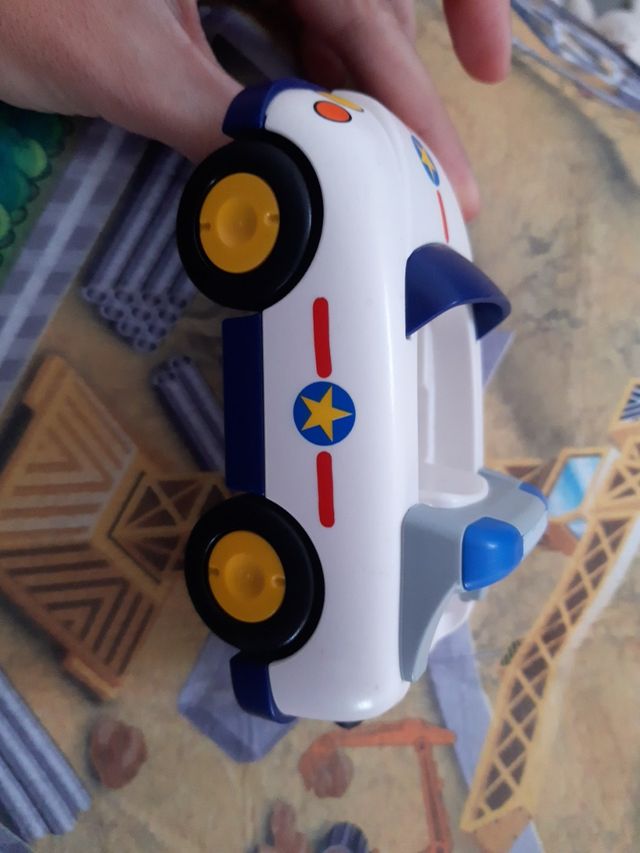 Coche policía Playmobil