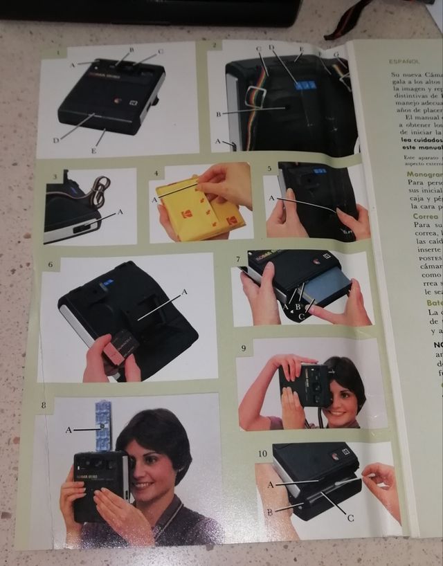 INSTANT CAMARA KODAK EK160 Con su caja y manuales.