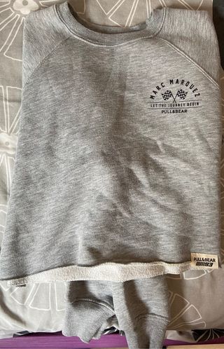 Sudadera Marc Marquez pull and bear XS de segunda mano por 4 EUR en Cunit  en WALLAPOP