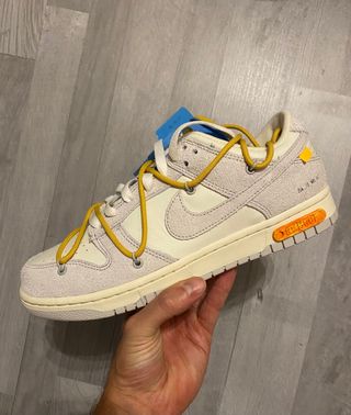 Nike Dunk x Off-White lote 34 tallas 43 y 45 de segunda mano por 600 EUR en  Parla en WALLAPOP