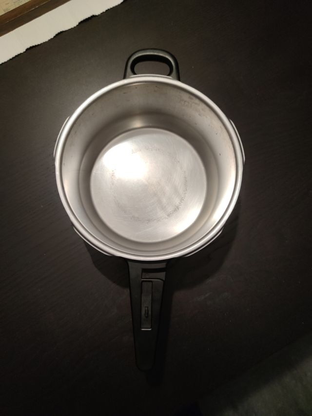 olla WMF PERFECT sin tapa