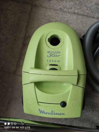 Aspiradora MOULINEX 1300W de segunda mano por 35 EUR en Barcelona en  WALLAPOP