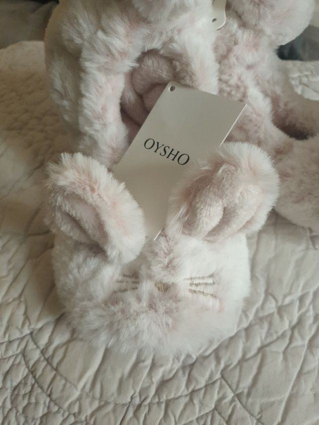 Pantofole Oysho coniglietto