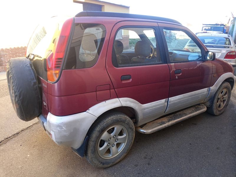Daihatsu Terios 1999 es 4x4 - foto 1