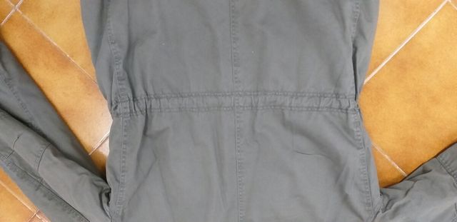 abrigo corte militar estupendo prácticamente nuevo