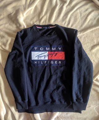 Sudadera Vintage Tommy Hilfiger Bootleg de segunda mano por 30 EUR en  Mislata en WALLAPOP